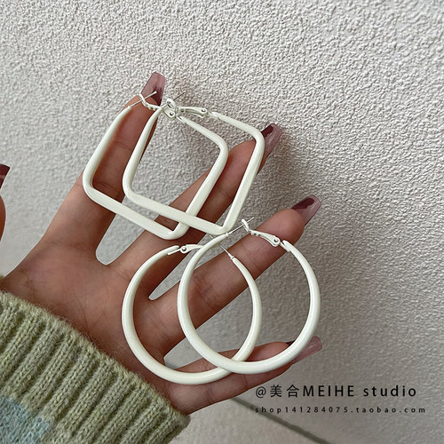 极速.European geometry Trapezoid RetroI fashion earring lady