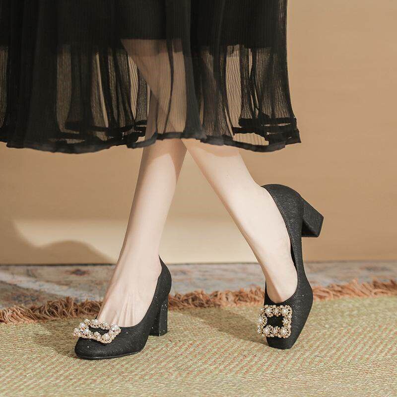 极速大码高跟鞋女粗跟宽胖脚婚w鞋新娘鞋秀禾婚鞋不累脚小码鞋313