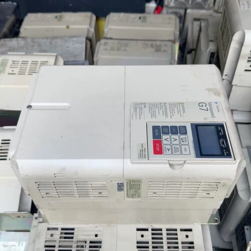 非标价安川G7变频器CIMR-G7A4015，15KW，380-4议价