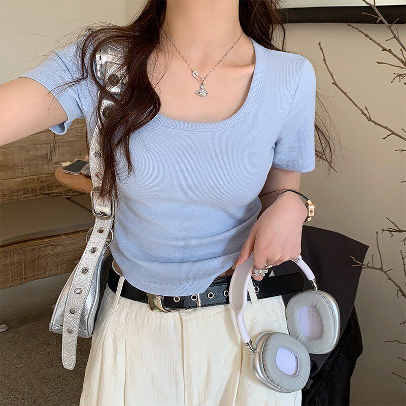 现货正肩女2024新款夏季弧形下摆设计感小众R内搭方领辣妹上衣