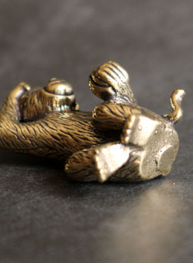 新品复古小铜e器摆件纯黄铜生肖猴子家居桌面茶宠装饰礼品工艺品