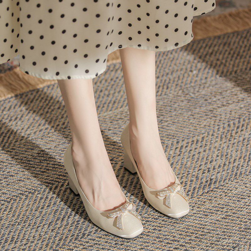 新品2026新款胖脚高跟鞋女大码41一E43宽脚mm粗跟方头加肥蝴蝶结