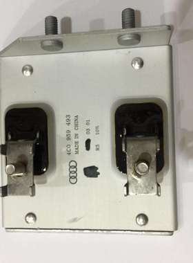 帕萨特B5领驭串联电阻电子扇电阻风扇控制器 4C0 959 493
