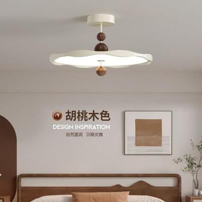 法式奶油风卧室吸顶灯现代简约高级感全光谱护眼中古复古房间主灯