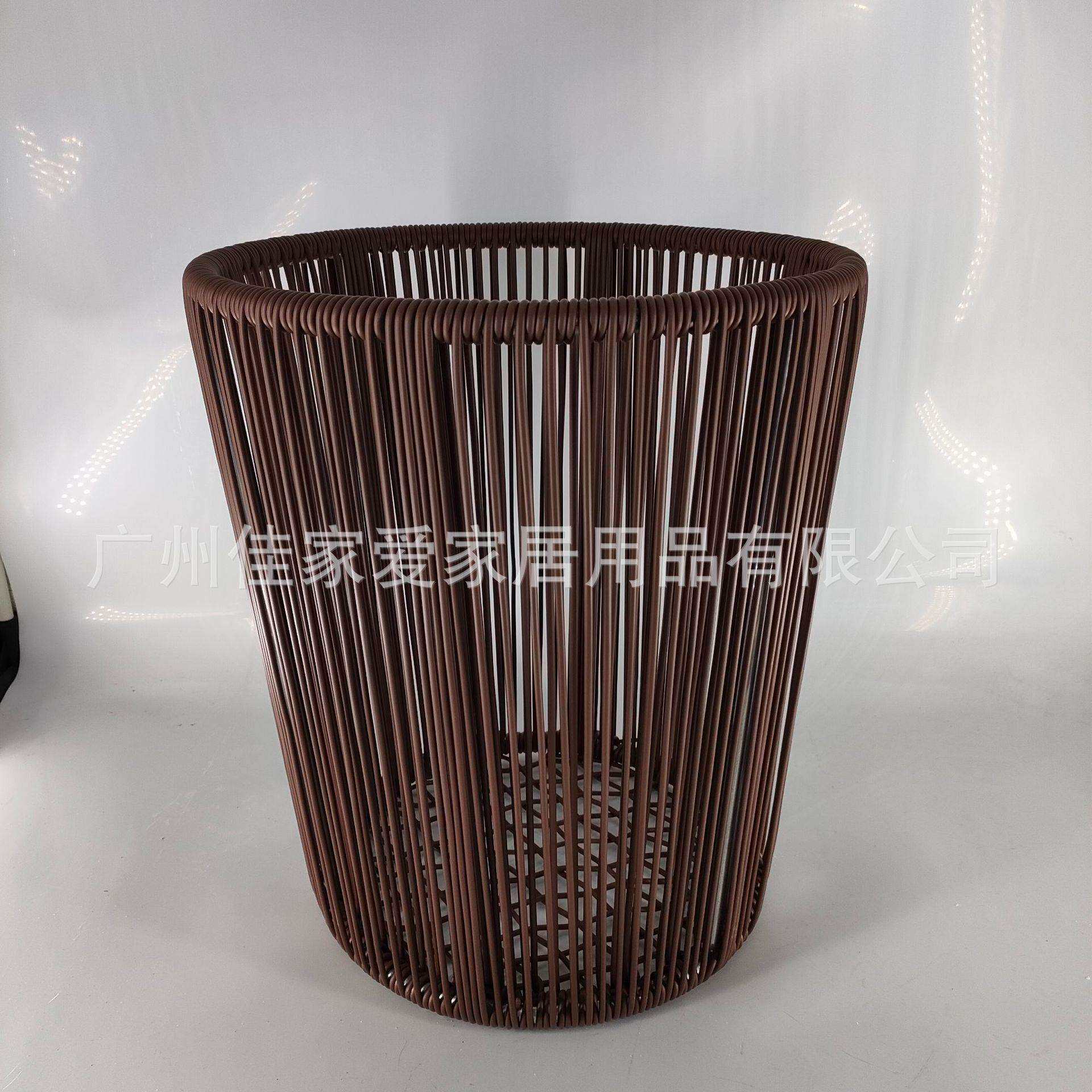 广州佳家爱铝管圆藤直拉毛巾筐星级酒店宾馆民宿专用脏衣篓仿藤篮