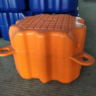 供应水上吹塑浮筒塑料浮筒平台水上舞台浮动码头水上浮桥