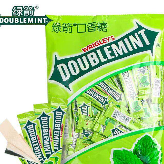 约会接吻清新口气糖果绿箭口香糖薄荷味便携罐装零食泡泡糖