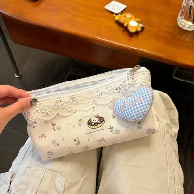 小红书同款小碎花蓝色笔袋高颜值ins可爱卡通女孩学生文具收纳袋