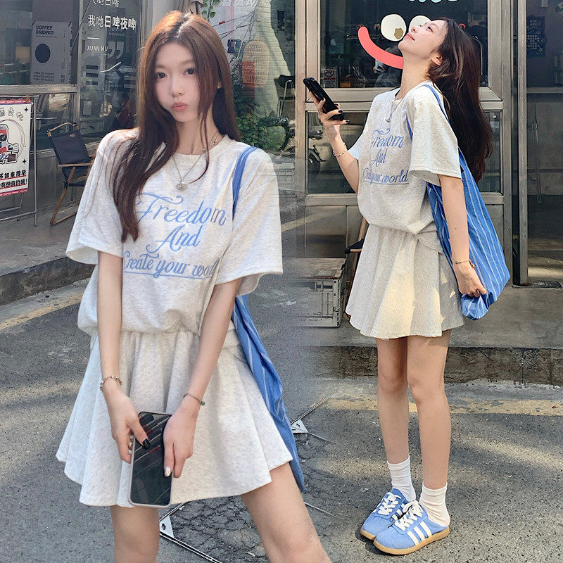 实拍~大码微胖设计感刺绣字母短袖t恤高腰a字半身短裙夏时尚套装,女装/女士精品,大码套装,淘宝优惠券,粉丝福利购,淘宝优惠卷