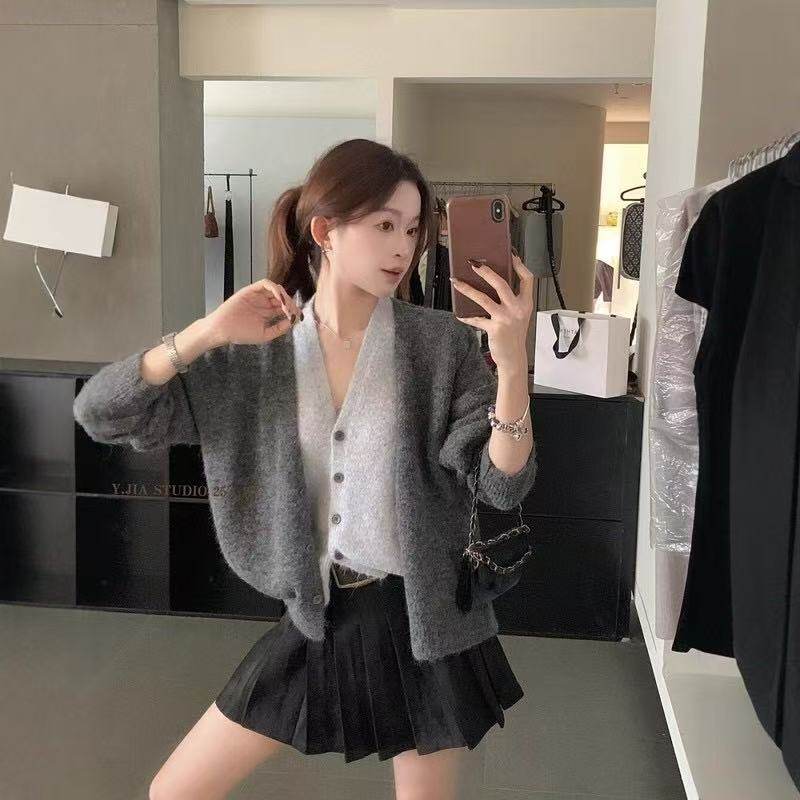 美拉德咖色撞色假两件V领针织开衫女秋季高级感慵懒毛衣外套上衣,女装/女士精品,大码内搭,淘宝优惠券,粉丝福利购,淘宝优惠卷