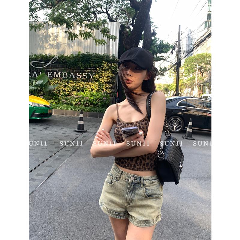 SUNONEONE 辣妹美式复古牛仔短裤女春夏低腰显瘦小众A字外穿热裤