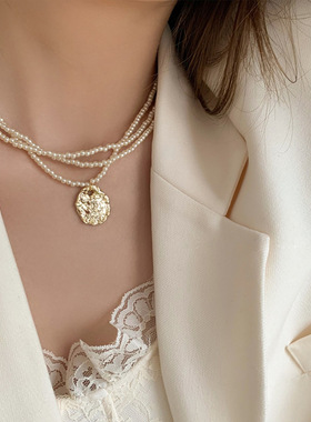 多层叠戴珍珠项链配饰女百搭锁骨链轻奢感小众秋冬季颈链饰品