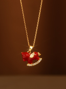 本命年微镶红色滴油小马吊坠项链女复古轻奢感毛衣链气质配饰
