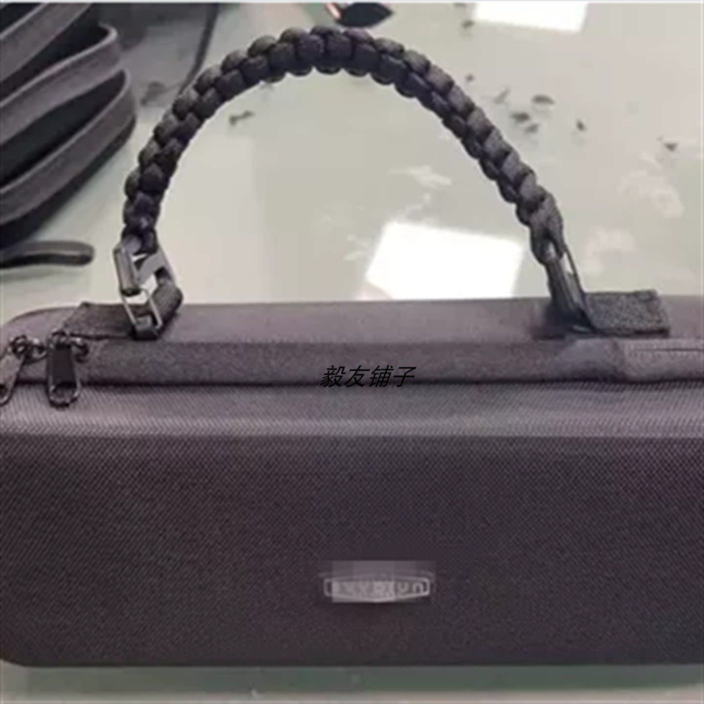 户外登山包挂件多功能手绳相机挂扣电脑背包扣运动钥匙扣通用挂绳