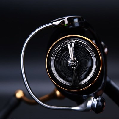 极速2018 NEW  Exceler LT SpinnAing Fishing reel 1000D 2000D