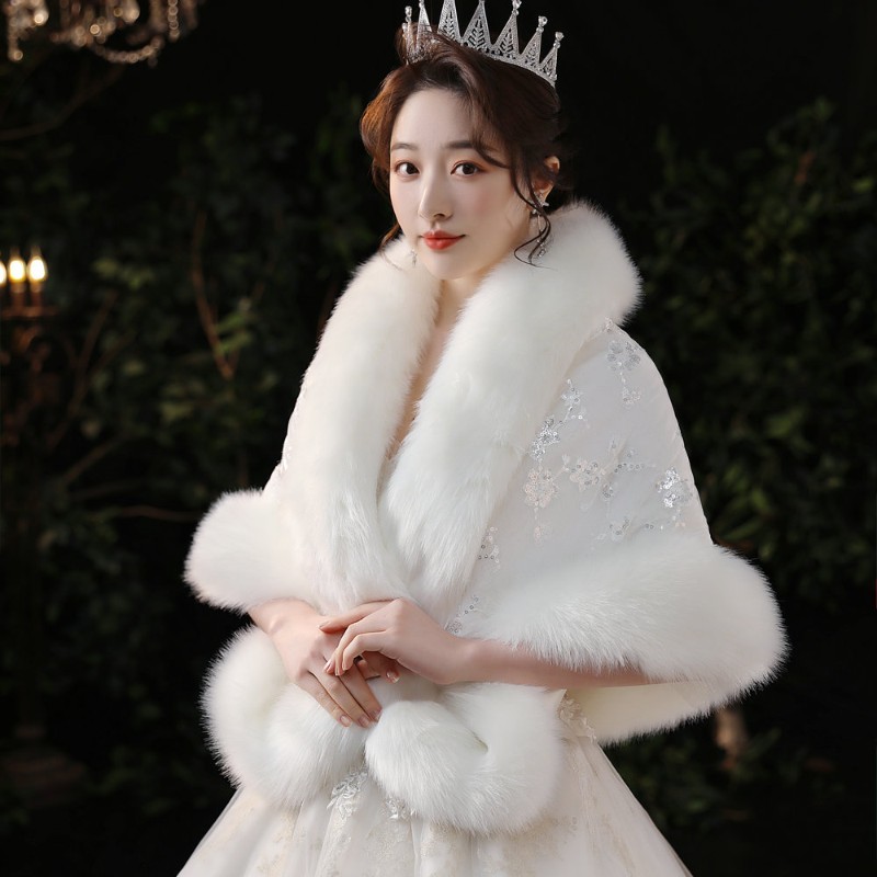 极速2020新款斗篷p秋冬季狐狸毛伴新娘结婚小外套婚纱披肩旗袍保