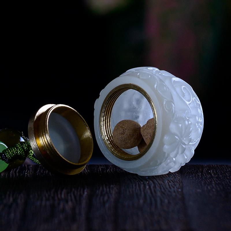 极速夜光镂空香囊雕m刻莲花香囊+香薰香丸汽车挂件随身吊坠钥匙扣