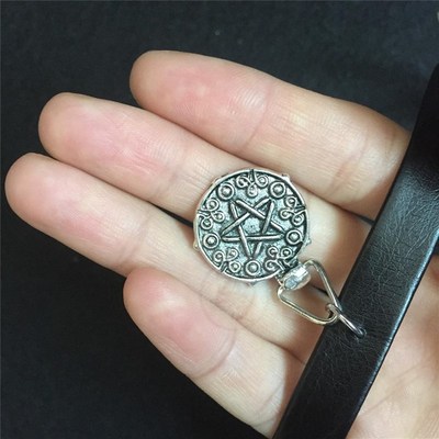 极速。Witch Yhennefer Necklace beauty wizard 3 Leather Neckl