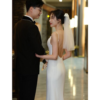 秋季吊带鱼尾轻婚纱白色s缎面新娘结婚出门纱领证登记伴娘礼服高