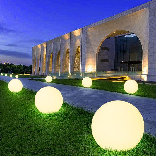 led发光圆球灯花园草坪球形户外景观落地装饰太阳能充电园林地灯