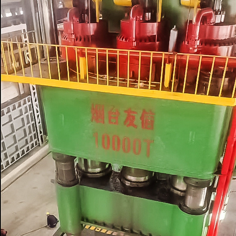 10000吨高效精准自动化液压机