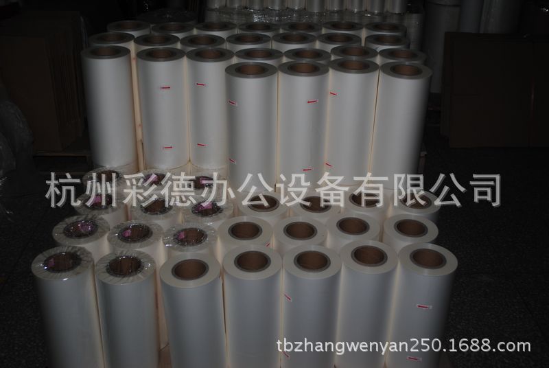 1寸芯数码亮膜光膜635mmx200米 BOPP出口超粘预涂膜 防重硅油膜
