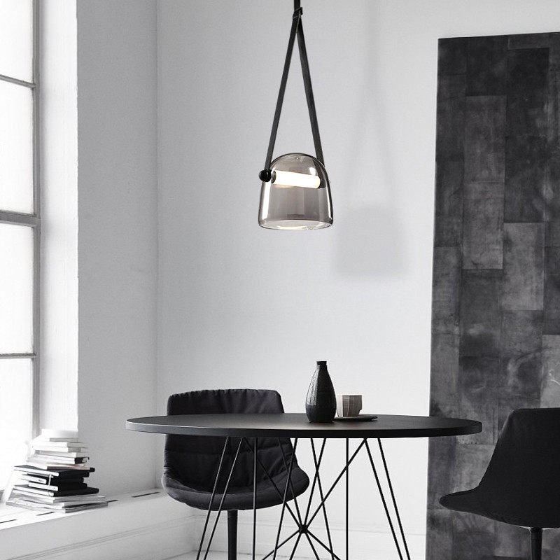北欧创意个性简约设计师艺术玻璃灯吧台餐厅卧室书房皮质单头吊灯