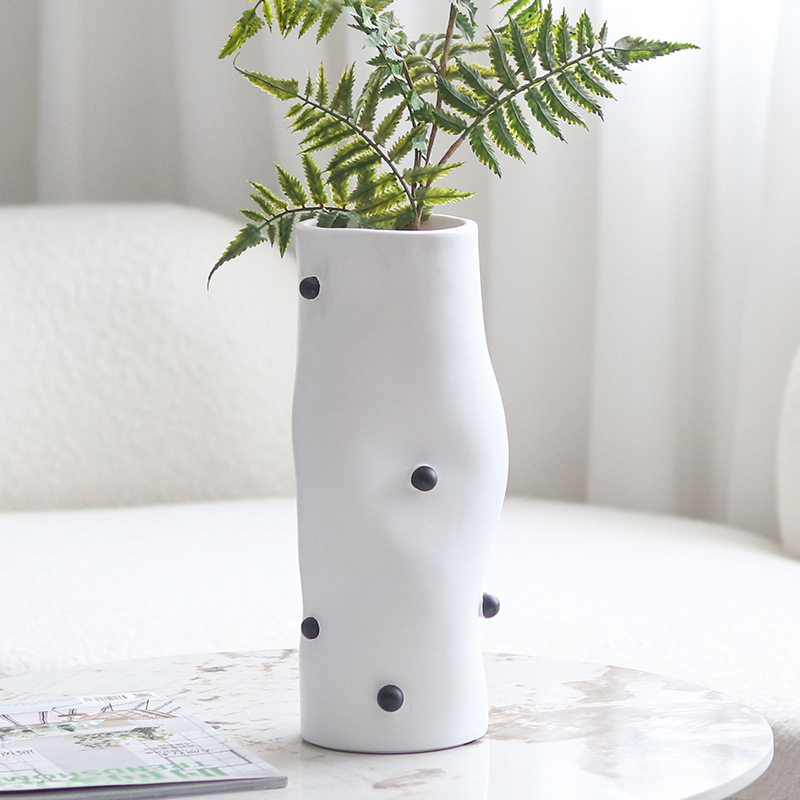 现代艺术不规则小花瓶摆件客厅酒店玄关样板房插花黑点花器装饰品,电子元器件市场,电线扎带/束线带,淘宝优惠券,粉丝福利购,淘宝优惠卷