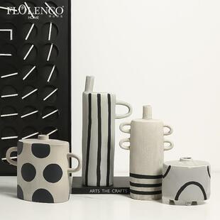 极简复古风手绘陶瓷抽象几何花瓶样板房摆件民宿创意艺术花器装饰