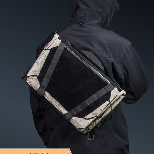 考斯机能cosby超频短剑同款FIDLOCK斜挎包电脑日常通勤机能战术包