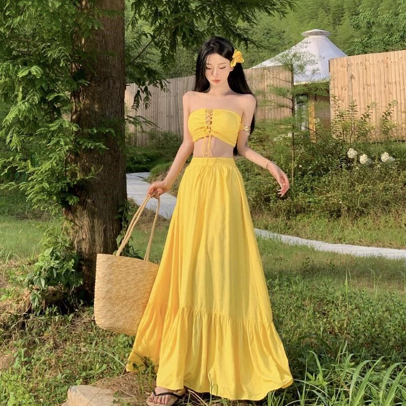 新品海边度假裙氛围感拍照抹胸+半身裙两件套洋气时X尚多巴胺穿搭