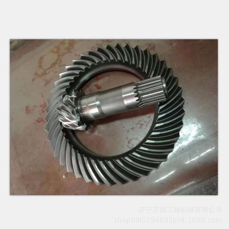 装载机 WA470-6 伞齿轮和轴组件   421-22-41200