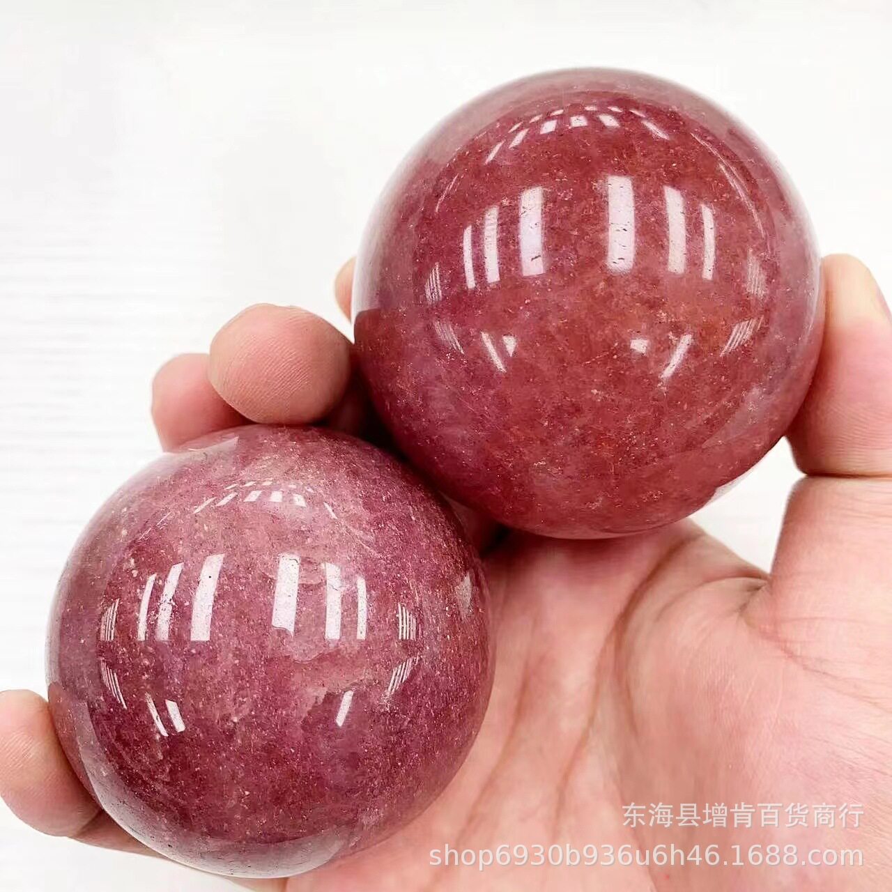 批发天然草莓晶水晶球水晶石英球愈合水晶球适于生活装饰摆件