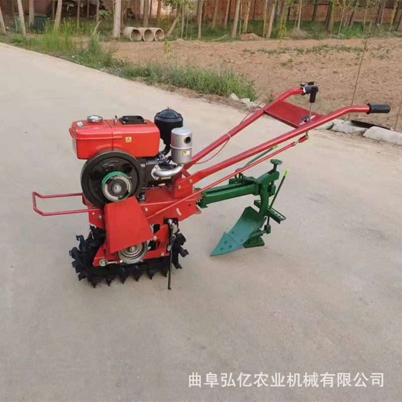 8马力水冷柴油微耕机小型履带耕地机山地链轨式爬坡耕田犁地机
