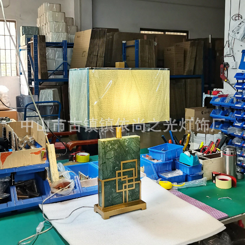 现代轻奢新中式绿色床头台灯