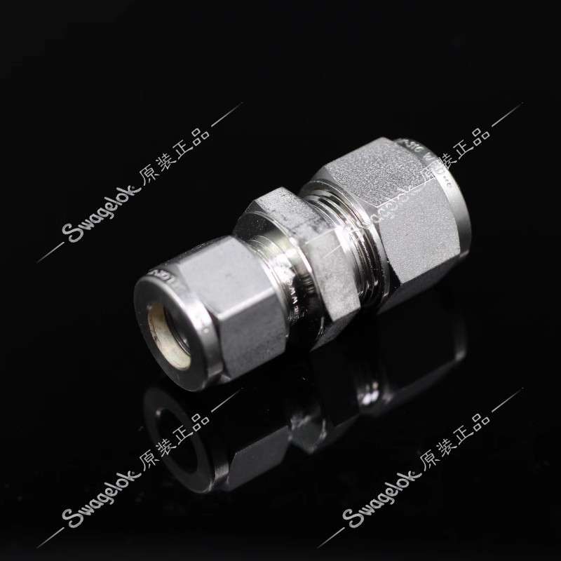 Swagelok 世伟洛克 316不锈钢变径直通12mm-6mm SS-12M0-6-6M