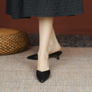 新品法式气质低跟3公分小跟x尖头高跟细跟半托单鞋夏包头凉拖鞋女