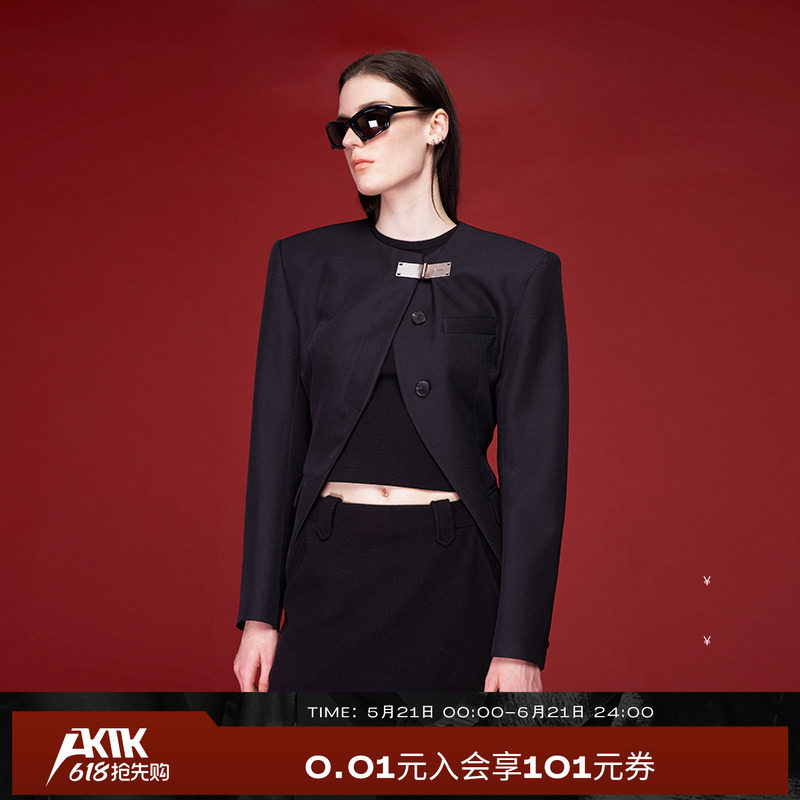 AKTK西装 秋冬新品设计感小众金属扣修身无领西装高级外套女