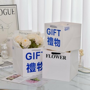 围巾包装礼盒创意简约手提袋立体高级感礼品袋送男友女生空盒纸袋