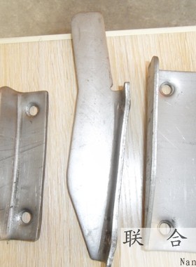 极速久保a田收割机配件488 588 侧板翻草筋 加厚不锈铁耐磨比铁强