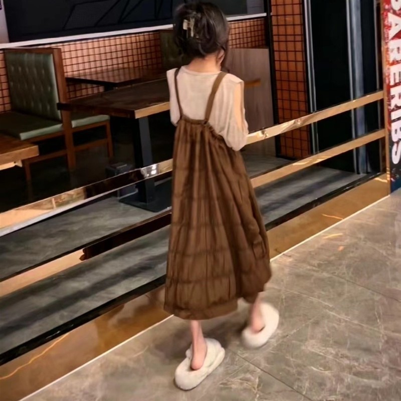 极速女童连衣裙夏季2023新款洋气儿童装时髦9薄U款夏装吊带网红裙