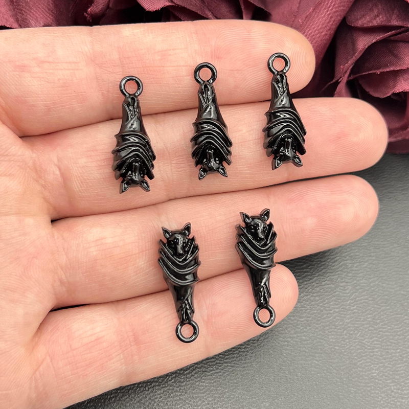 速发5pcs 3D Gothic Hanging Bat Charm Cute Realistic Bat Char