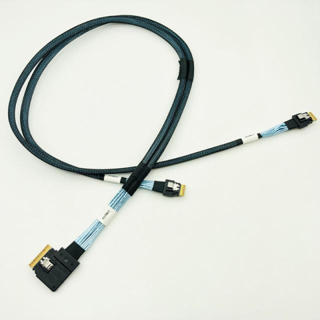 新品SASb Cable SFF-8654 to 4x SFF-8654 74Pin to 4x 38Pin 01K