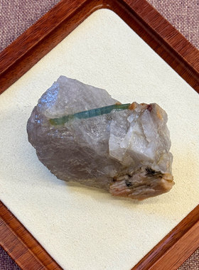 NO.952海蓝宝无胶无优化原石克重146.53g科普收藏标本