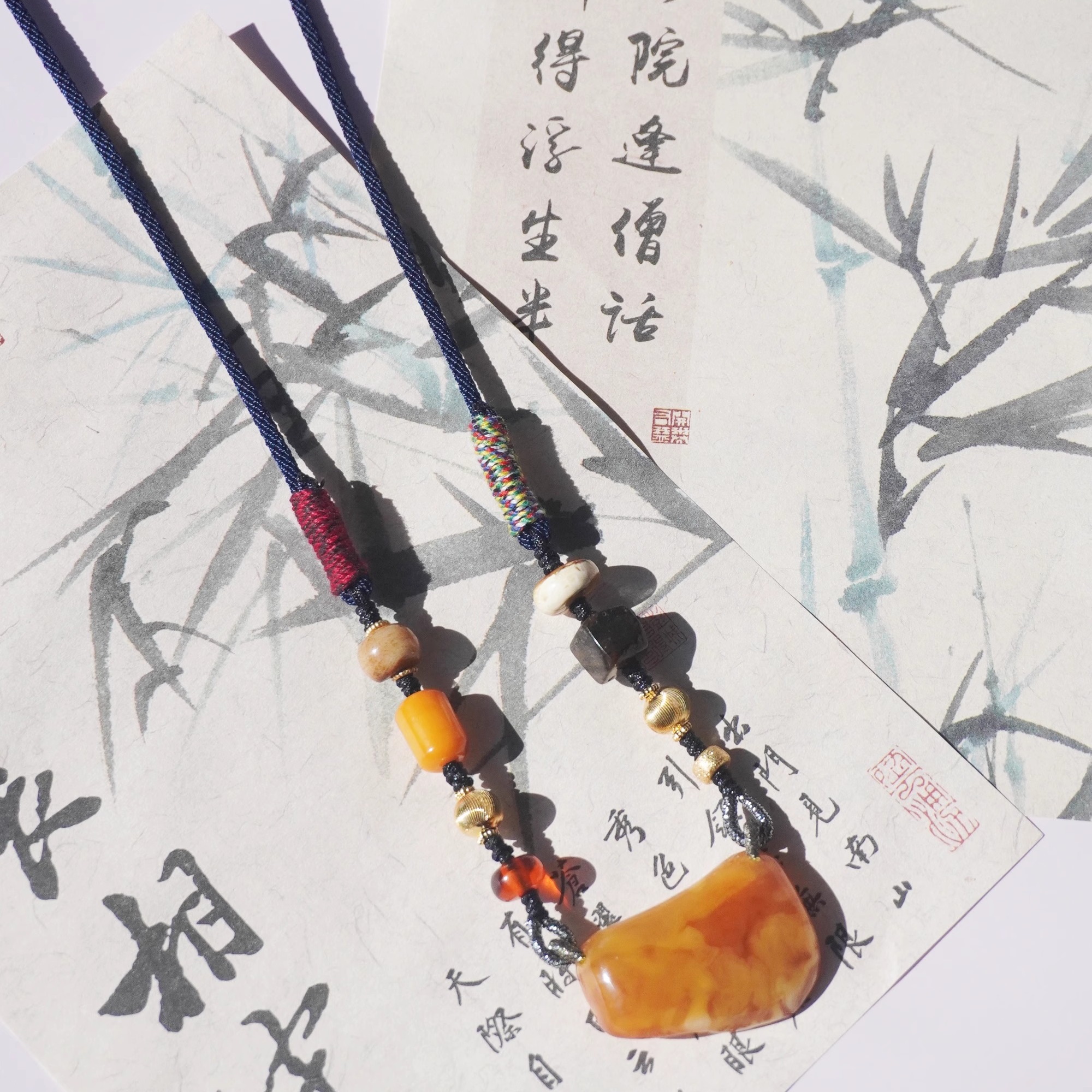 天然琥珀原皮蜜蜡民族风设计款项链配饰16.63g/NO.1248