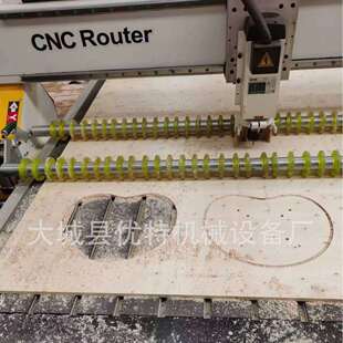 1325方轨齿条数控雕刻机密度板切割下料机木工锯盘切割机