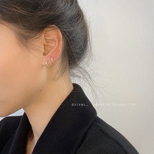 现货复古简约女小巧链条耳扣耳骨钉冷C淡风耳环2021新款潮耳饰港