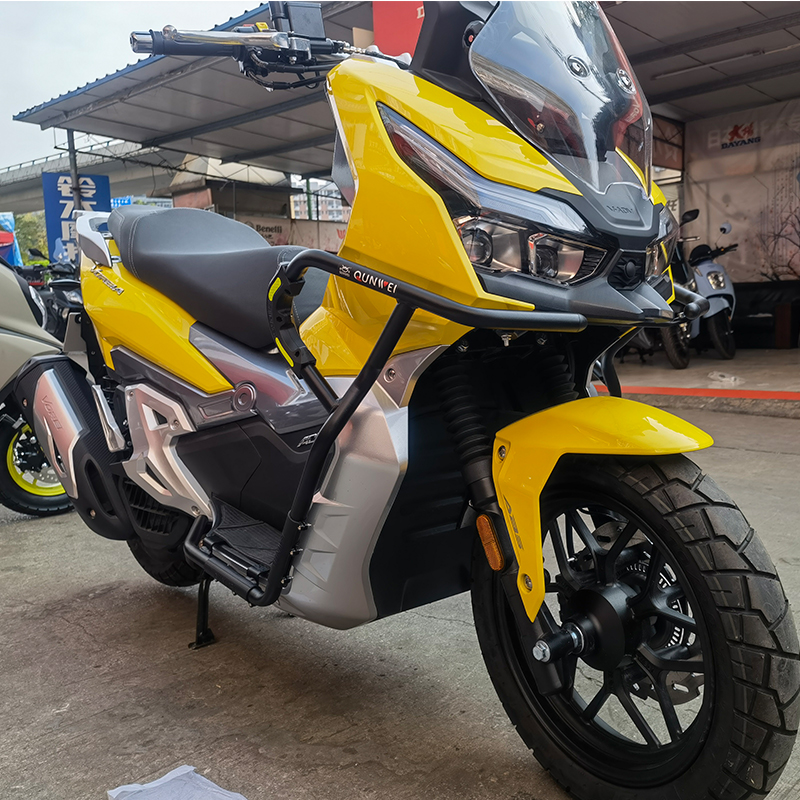 适用DY150T-36大阳ADV150新款保险杠保护杠防摔T杠后尾架改装配件