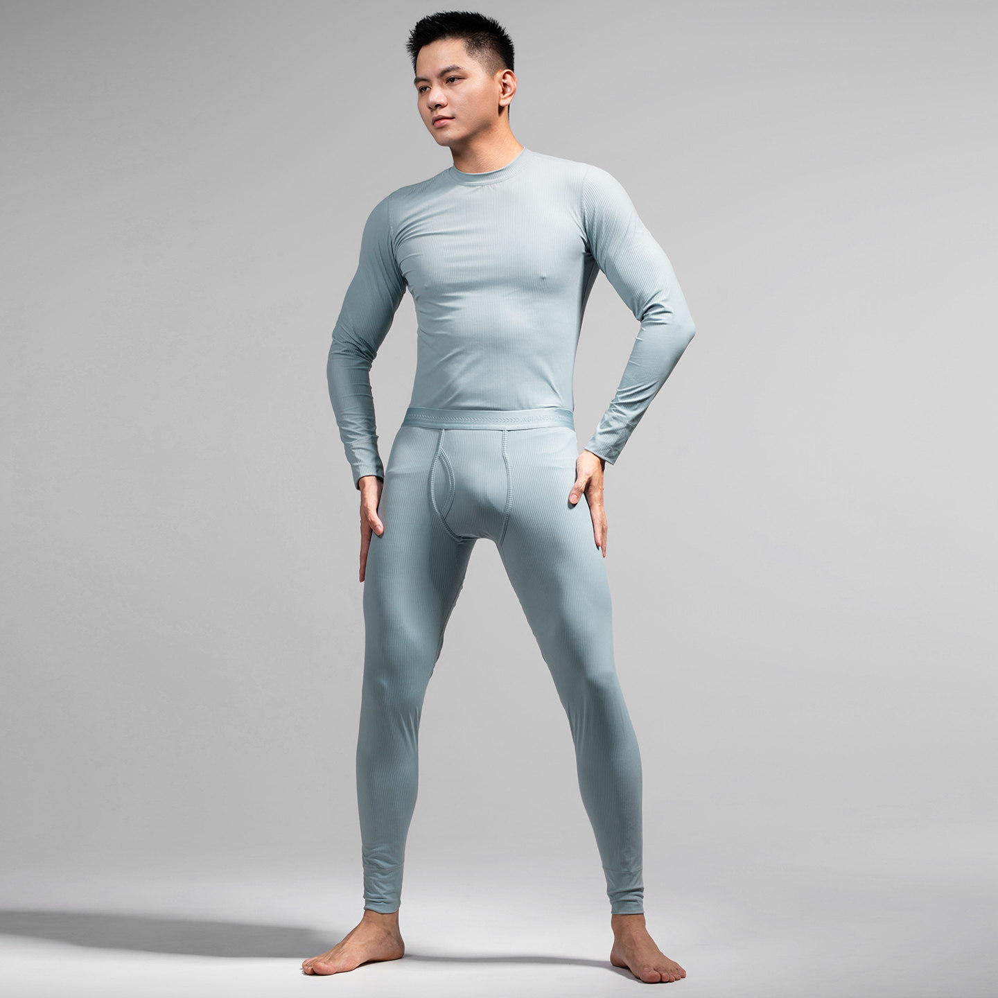 Asianbum半高领薄款男保暖套装