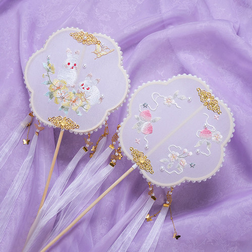 长柄扇汉服搭配扇子长流苏团扇